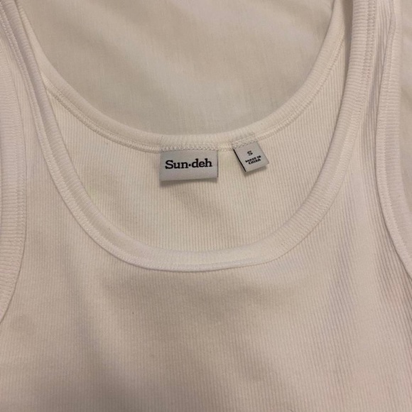 Sunday Best - “Carey Tank” in white - Picture 2 of 3